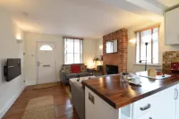 1 Tailors Cottage, Woodbridge Hotels in Suffolk Coastal District