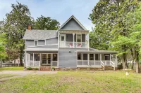 Walk to Waterfront Downtown Elizabeth City Home! - 3 tähden
