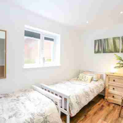 Walnut Shade Rooms