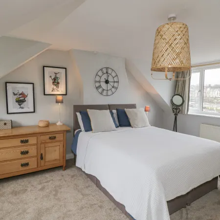 Pipit House