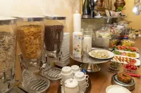荷爾斯泰因瑞士飯店 - 早餐