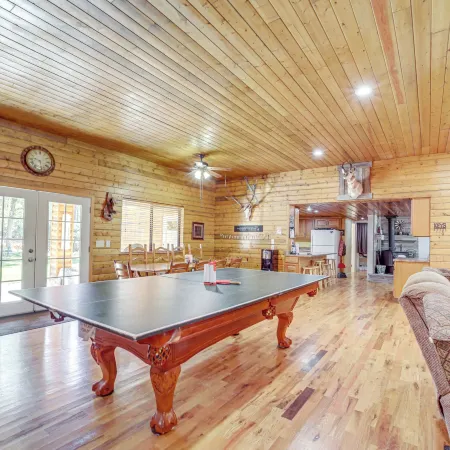 Game Nights in Pine's Winter Woods: Cozy Cabin