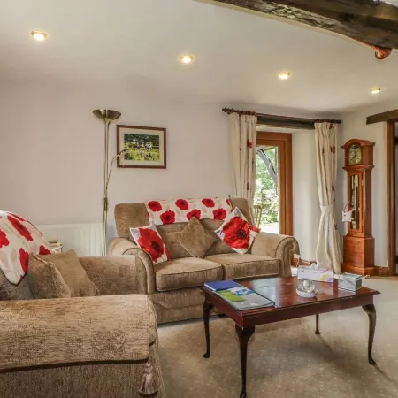 Poppy Cottage