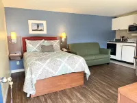 Scarborough Beach Motel Hotels in Charlestown