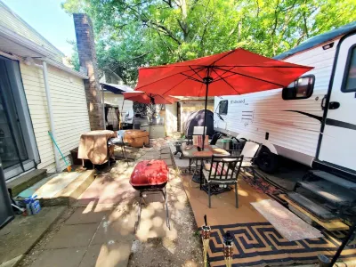 Room in Apartment - Plaid Room 3Min from Yale Univ