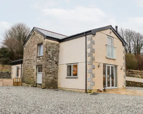 La Petit Maison Hotels in Saint Columb