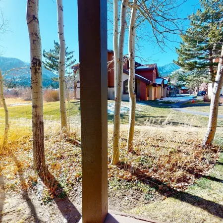 Snowcreek III 415 Gorgeous Mountain Views, Remodeled with Washer Dryer by RedAwning