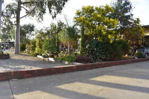 Riviana Motel