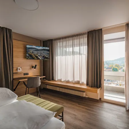 Hotel Linde - 24h Self Check-IN