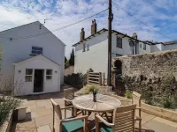 Backlands Farmhouse Hotels in Charmouth