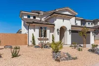 Paseos Poolhouse Home