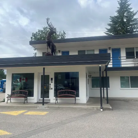 Revelstoke Lodge
