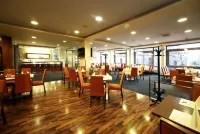 Hotel Central - breakfast