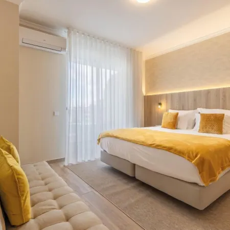 Vila Baleira Residence