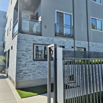 StaysPro - Hollywood Homes Minutes to Everything Spacious and Free Parking Отели рядом с достопримечательностью «Парамаунт пикчерс студио торс»