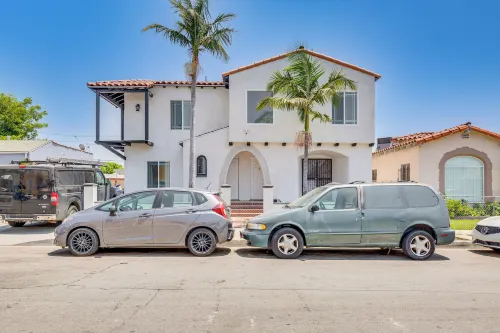 East Los Angeles Retreat ~ 2 Mi to Citadel Outlets