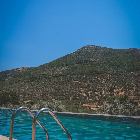 Natureland Efes Pension