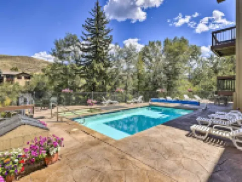 Private Ski Retreat in Avon: Eagle River Views! Hotels in Eagle-Vail