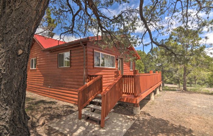 Cabin 6 Mi to Burr Trail, 32 Mi to Escalante!