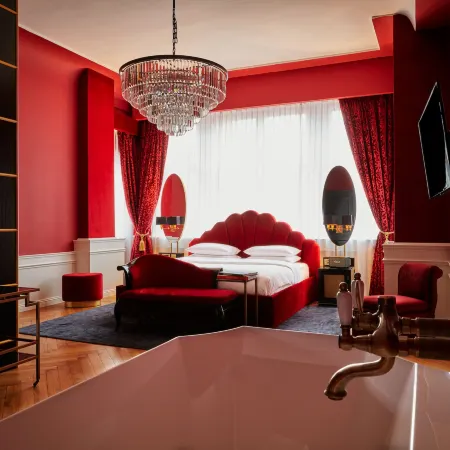 Provocateur Berlin, a Member of Design Hotels Отели рядом с достопримечательностью «Станция метро Mierendorffplatz»