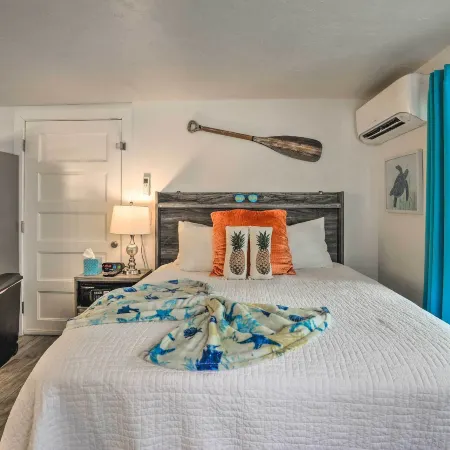 Cozy Siesta Key Dream Inn Rental < 1/2 Mi to Beach