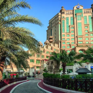Swissôtel Al Murooj Dubai