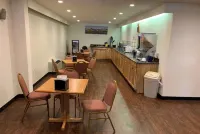 King's Inn Hotel di Torrington