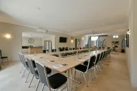 Unique Hôtel Résidence & Spa Hotels in Saint-Raphaël