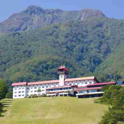 赤倉観光ホテル Hotel Exterior