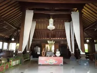 Joglo Plawang Villa & Resort Hotels in Turi