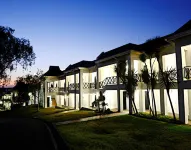 Indaba Hotel, Spa & Conference Center Hotel dekat Dainfern