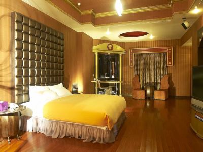 Royal Group Motel Nan Tse Branch