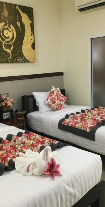 ห้องทวิน ห้ามสูบบุหรี่