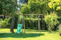 200 meters from the Cité, luxury 2jacuzzis villa and heated swimming pool