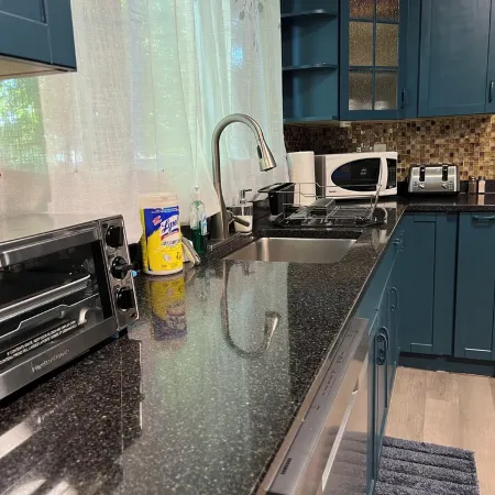 Charming & Spacious 2BR Upper Suite | Large Kitchen w/Private Entry & Deck
