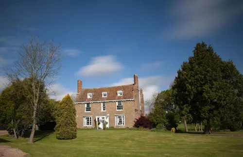 Goss Hall Bed & Breakfast Hotels in Sandwich