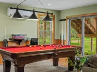 Otter Banks by AvantStay Hotels in Penn Forest Township