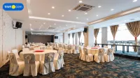 Royal Suite Condotel Hotels in Medan