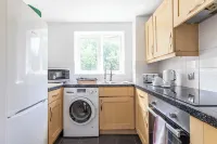 London Oasis in Woolwich Arsenal Отели в г. Гринвич
