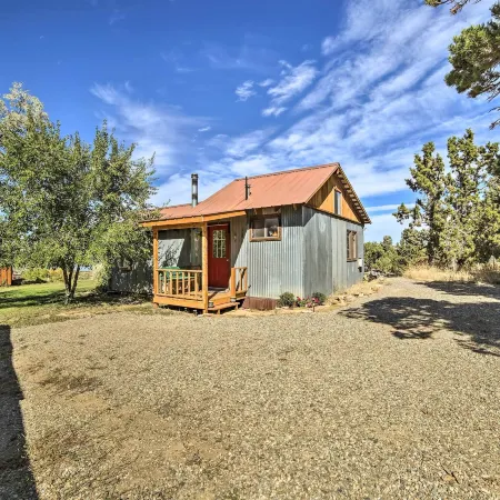 Idyllic Dolores Cabin w/ Fire Pit & Lake Views!