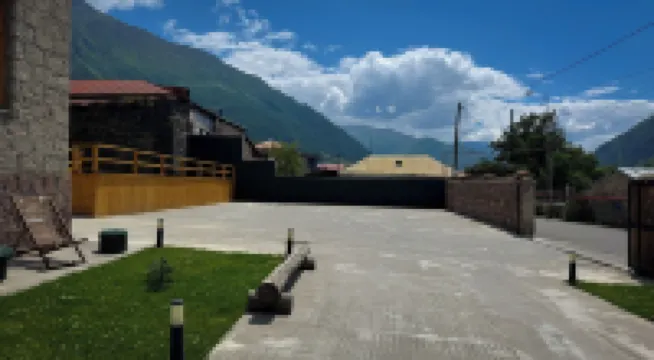 กราฟ คาซเบกิ