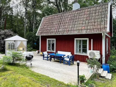 4 Person Holiday Home in Karlsborg Hotels near Ställplats Göta kanal Forsvik