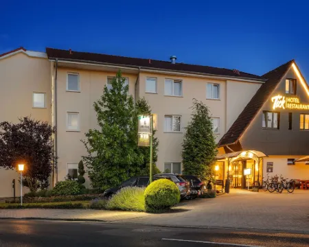 Hotel Tiek Superior Hotels in Meppen