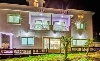 Geoje Island Starlight Sky Pension