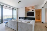Huswell - Coastal Luxury Unit with Panoramic View