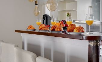 Modern Paris 2BR near Montparnasse