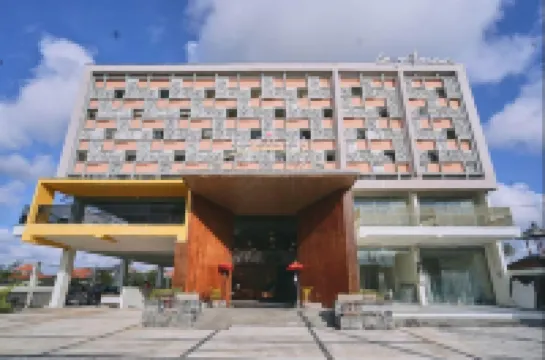 Horison le Aman Bali Hotels near Pura Ulun Siwi Kayangan Jagat