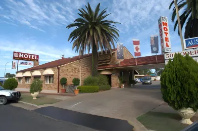 Burke & Wills Motor Inn Hotels near Harvey Norman Kingaroy