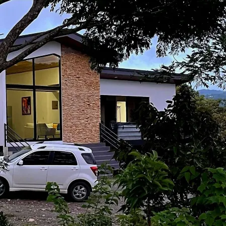 Nambi Monteverde