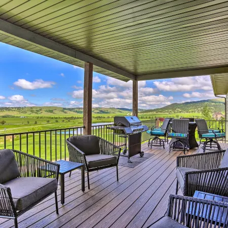 Luxe Spearfish Hideaway: Golf, Hike, Explore!